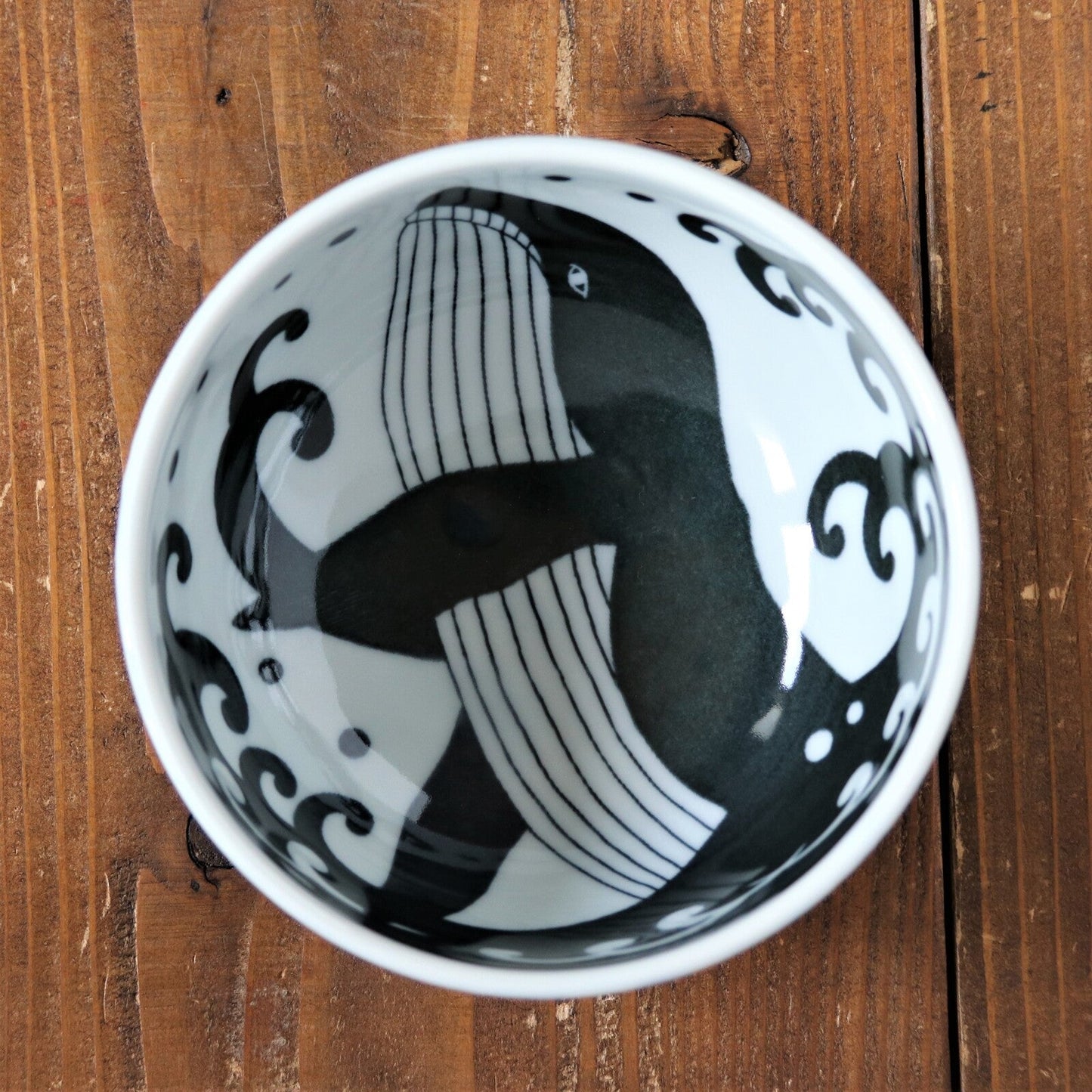 Shiranami Whale Donburi Bowl