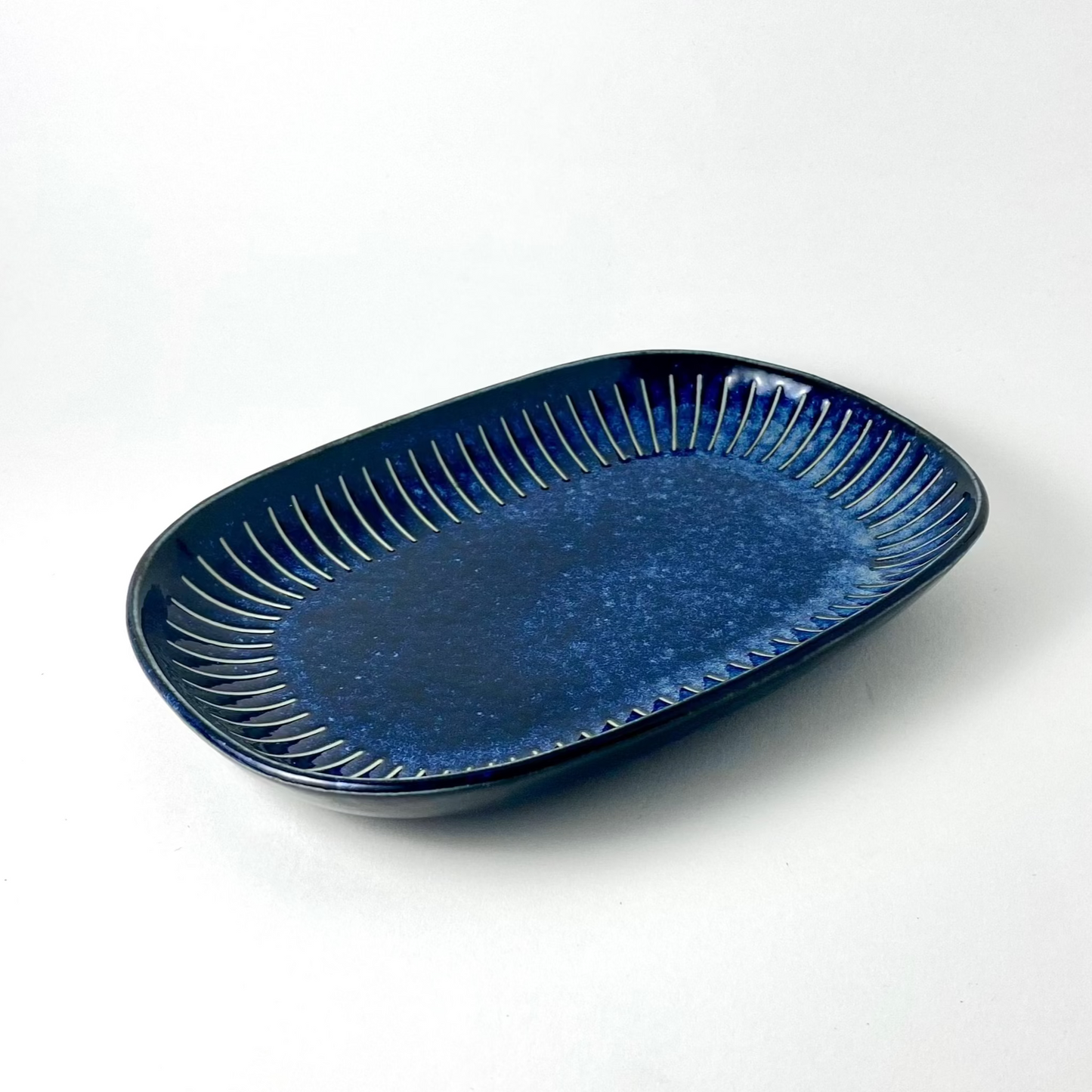 Tokusa Long Plate