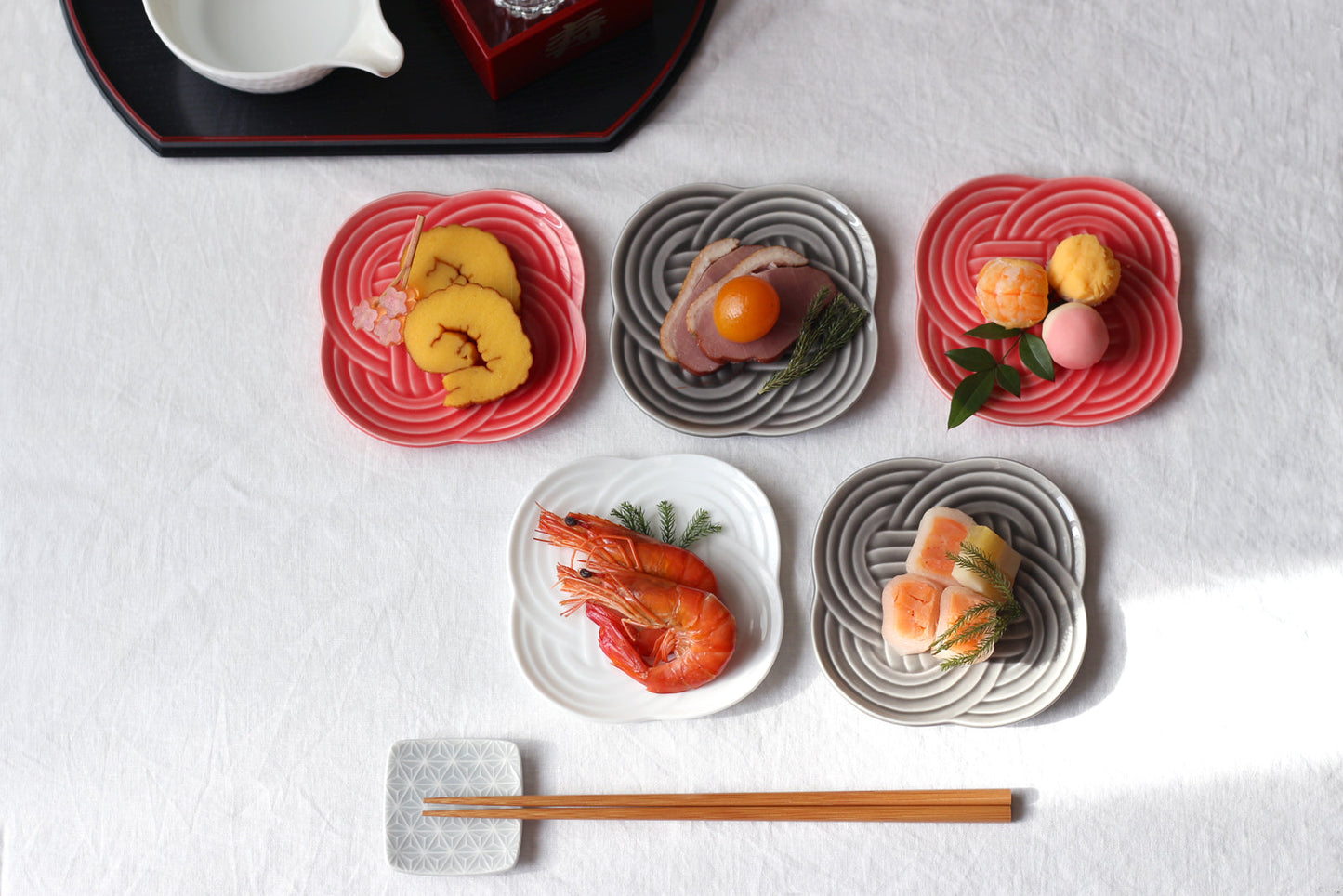 Grey Musubi Small Plate